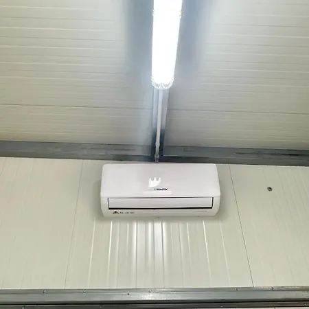 캠프장 Area Sosta Camper 폴리코로