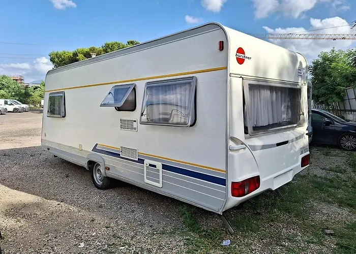 Area Sosta Camper Campeggio Policoro