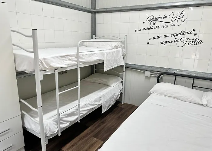 Area Sosta Camper Campeggio Policoro