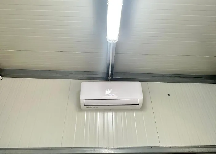 Campeggio Area Sosta Camper Policoro