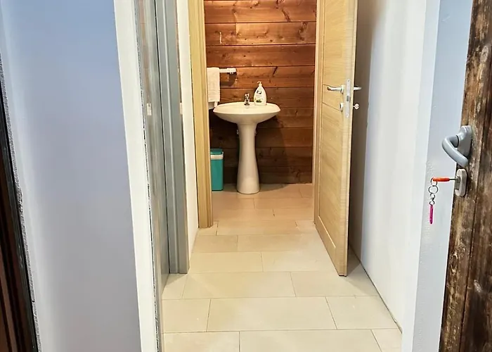 Area Sosta Camper Campeggio